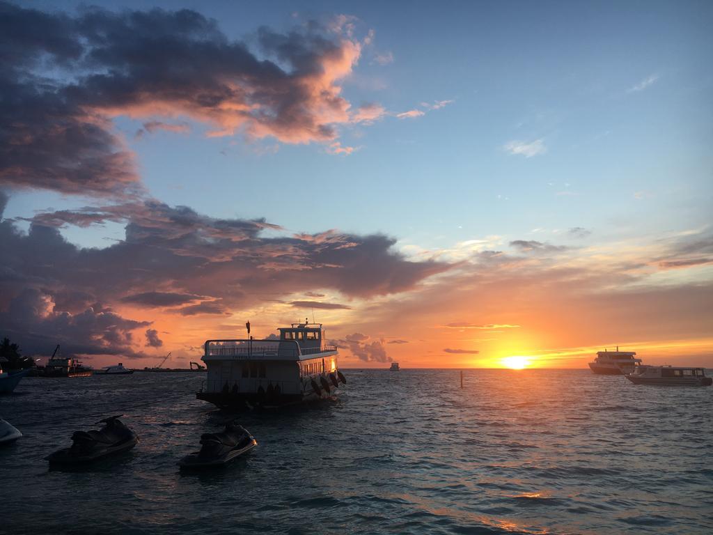 Midsummer Thulusdhoo Bagian luar foto